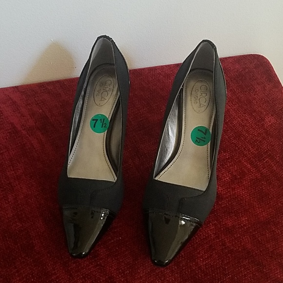 JOAN & DAVID CIRCA Shoe Heels - Picture 1 of 4